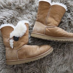 Chestnut Brown UGGs w/ Bailey Button